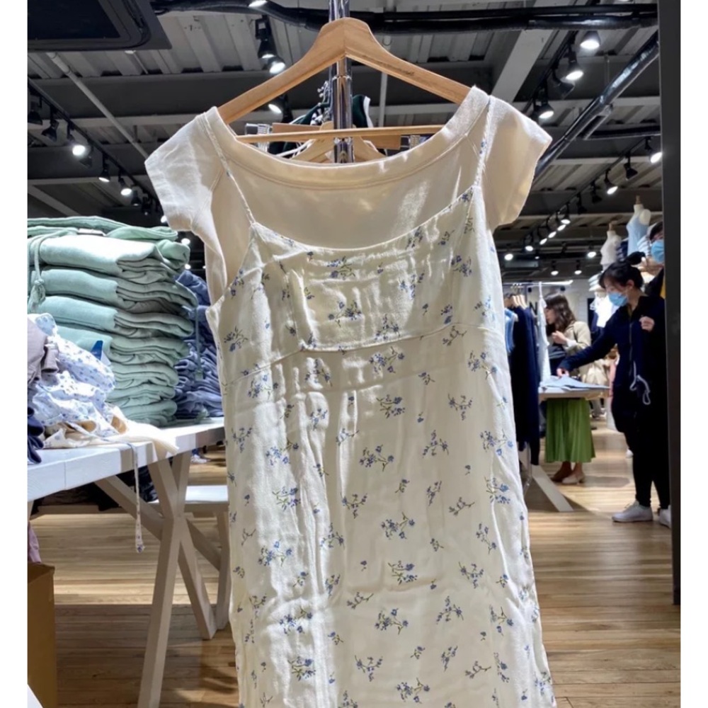 ISO brandy Melville floral strap Colleen dress in cream floral